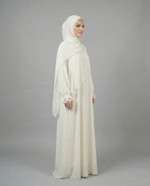 Dantel Detaylı Beyaz Abaya