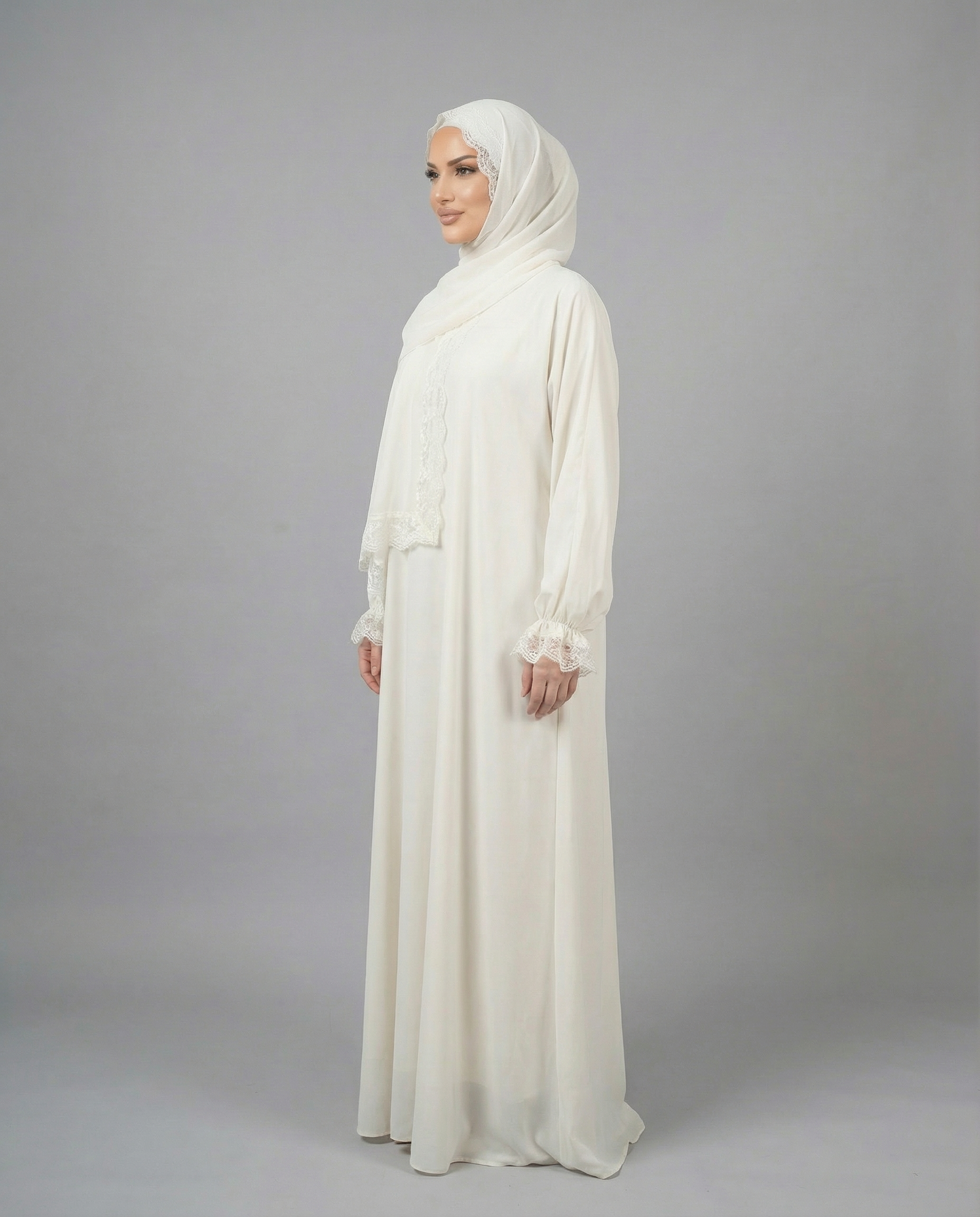 Dantel Detaylı Beyaz Abaya