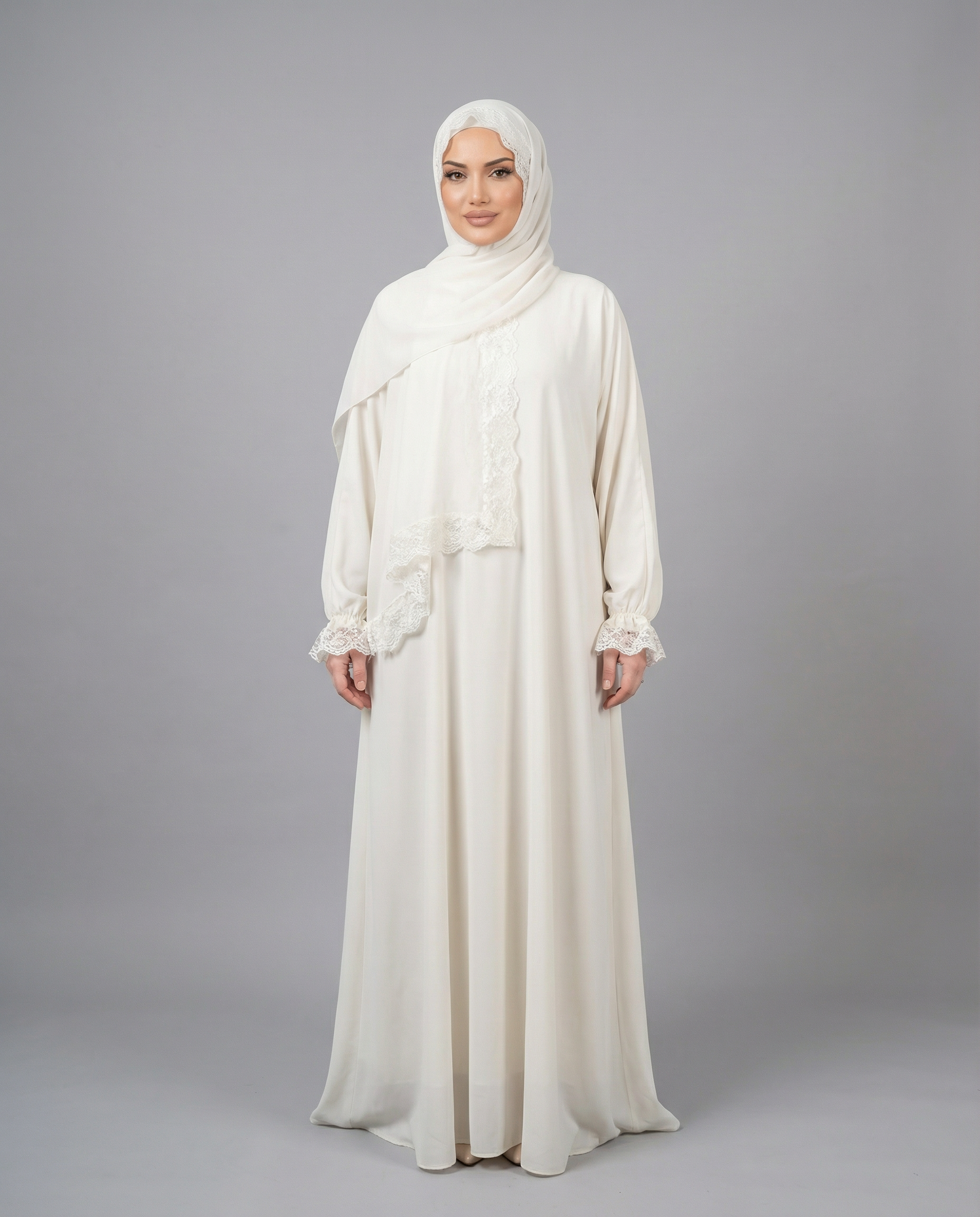 Dantel Detaylı Beyaz Abaya